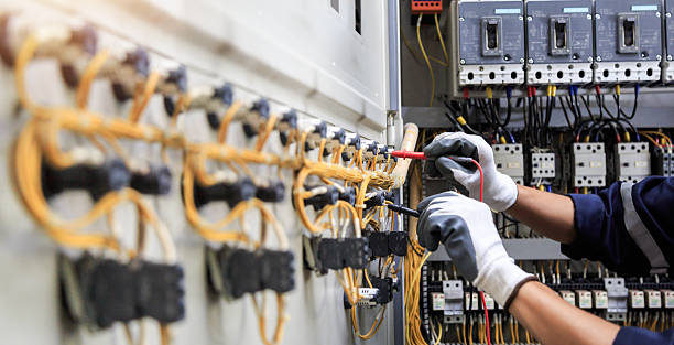 Professional Electrician technician working in Hellertown, PA